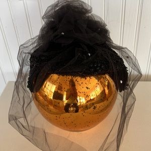 Vintage Lady’s Hat With Netting